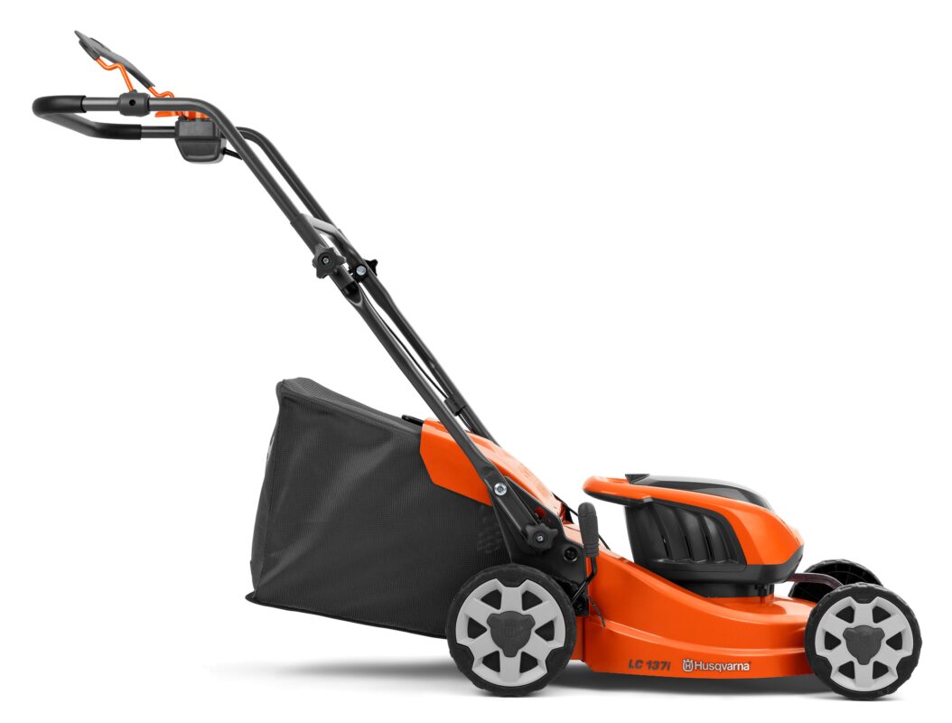 Akumulátorová kosačka Husqvarna LC 137i