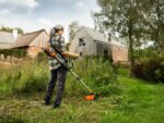 Krovinorez Husqvarna 220iR