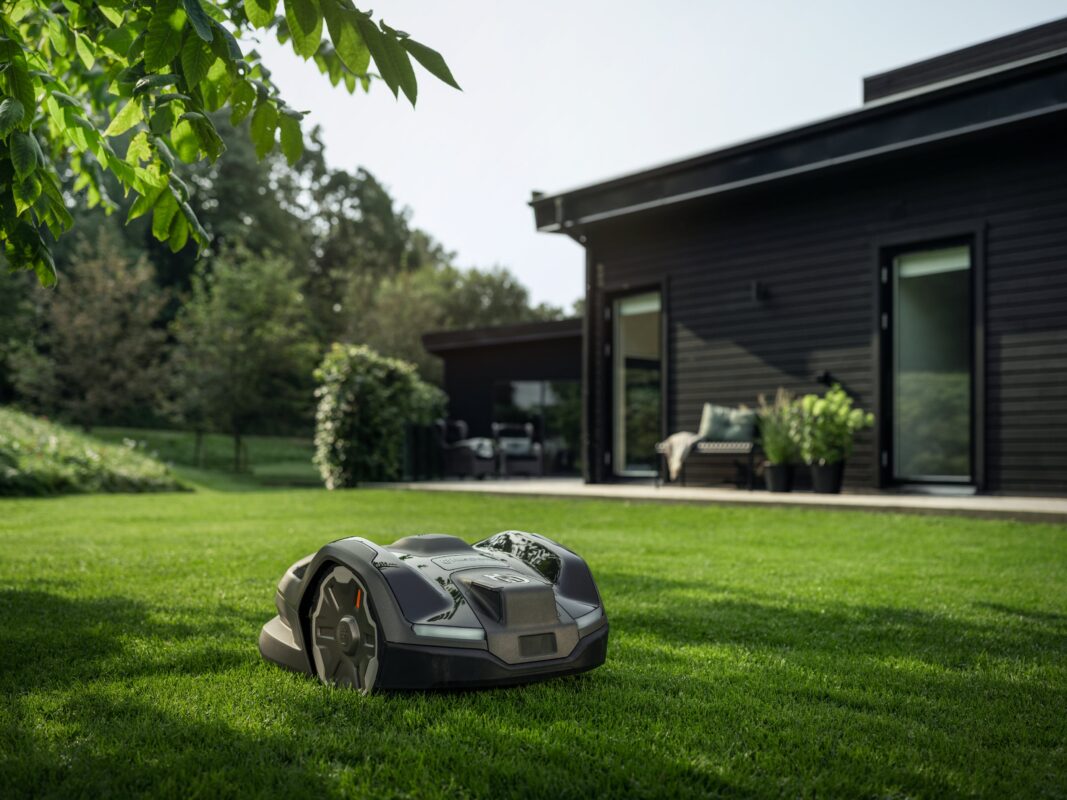 Robotická kosačka Husqvarna Automower 405XE NERA