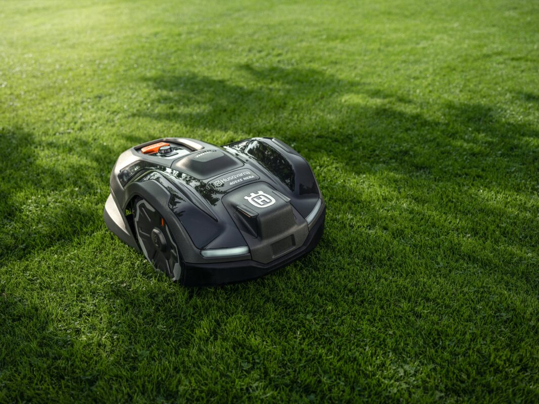 Robotická kosačka Husqvarna Automower 405XE NERA
