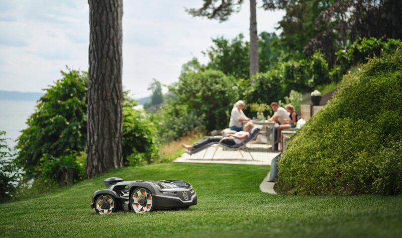 Robotická kosačka Husqvarna Automower 435X AWD NERA