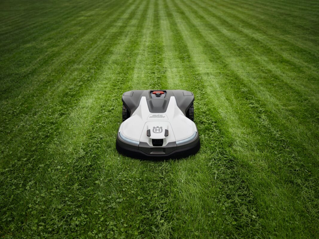 Robotická kosačka Husqvarna Automower® 430V NERA